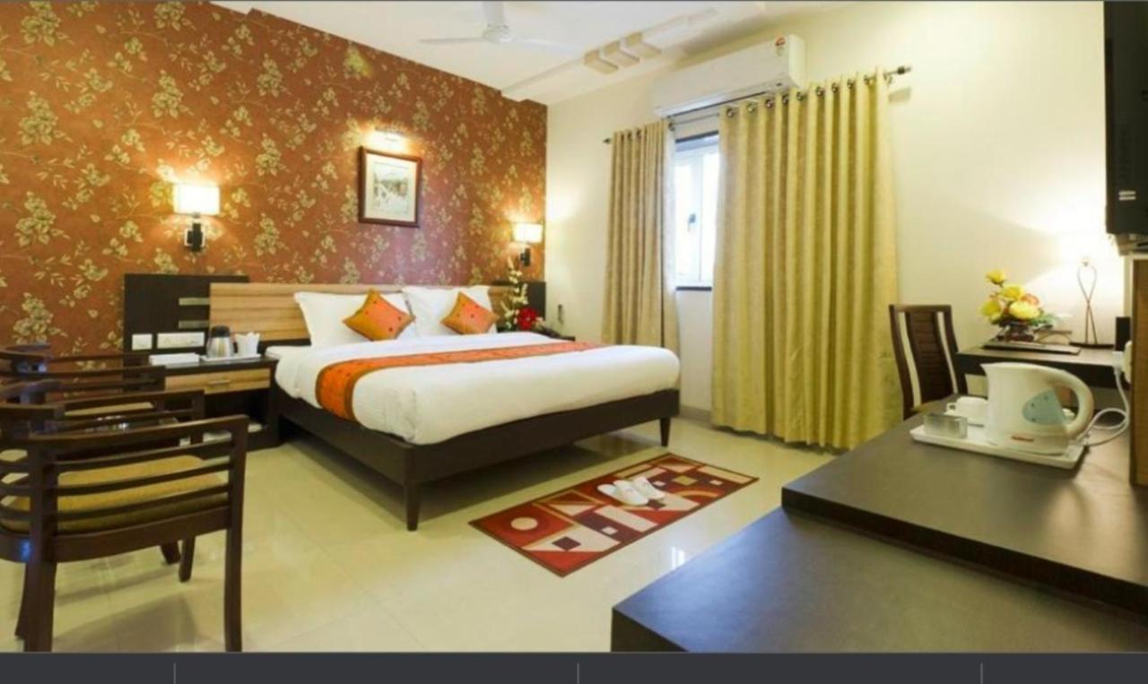 Hotel Siddharth Palace Джайпур Екстер'єр фото